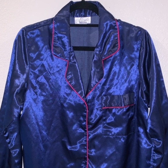 (FREE w/ additional purchase) Silky/Satiny Soft Luxurious 2 Piece Pajama Set - Picture 4 of 4